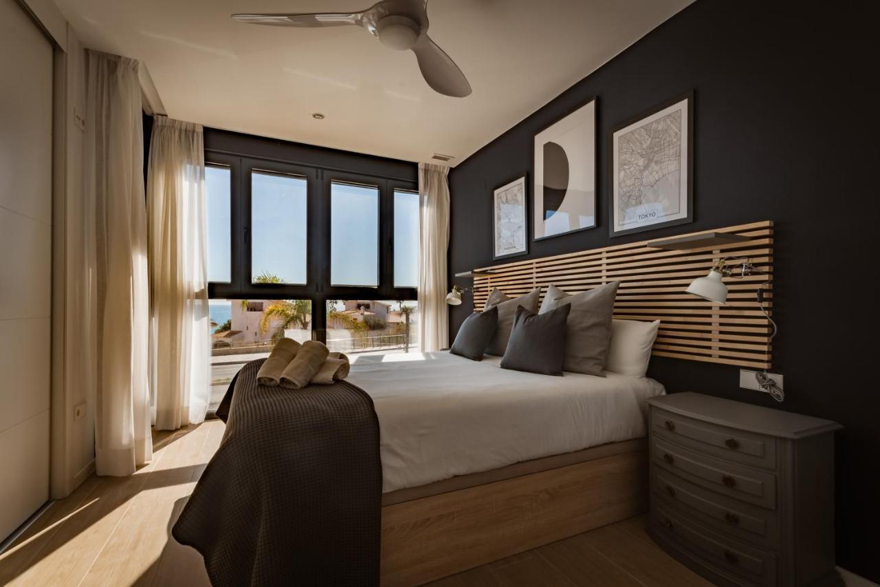 Apartament Modern Sea Front Sea Waves